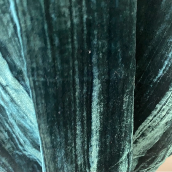 TOPSHOP green velvet off shoulder top NWT 4 - Picture 4 of 7